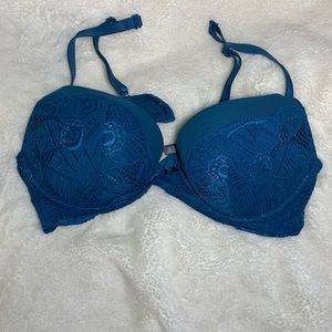 Sexy blue push-up bra